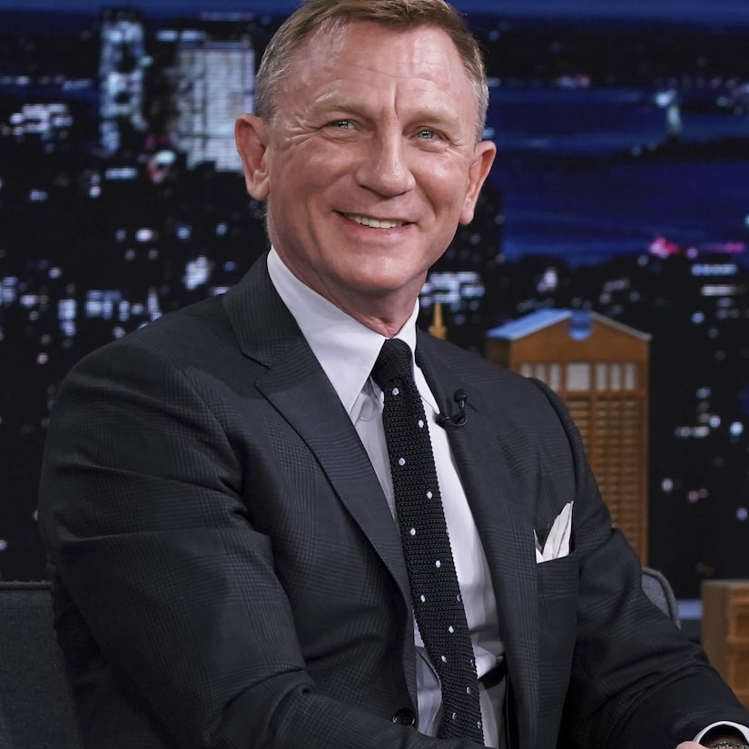 Daniel Craig prefers going to gay bars