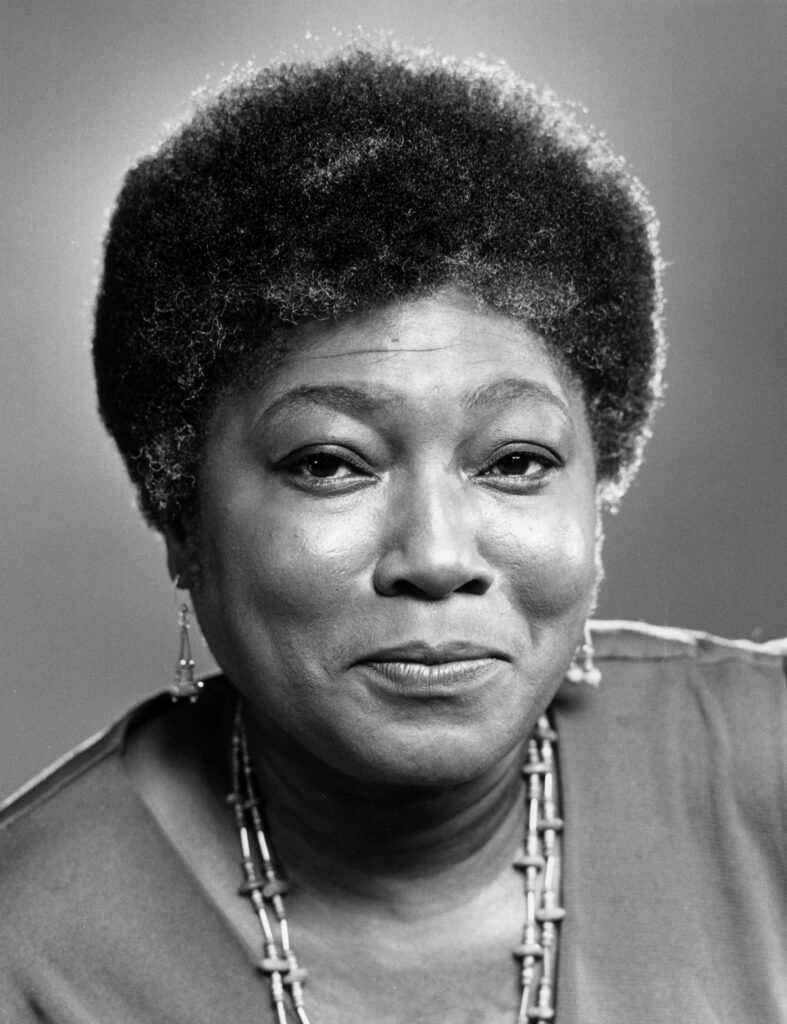 Black and white photo of Esther Rolle (closeup)