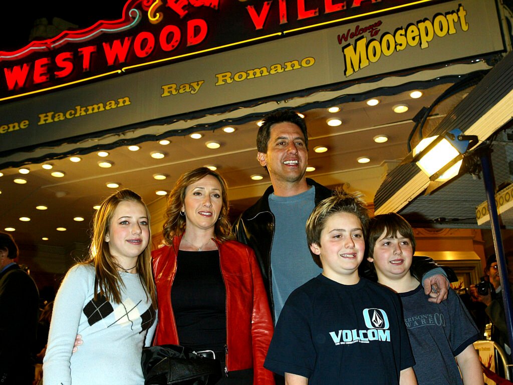 Ray Romano (center) and his wife Anna, daughter Alexander (L) and twins, Matt and Greg (R) at movie premiere