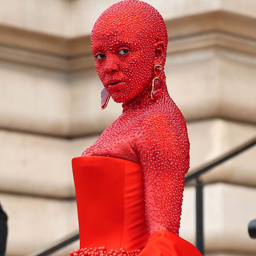 Doja Cat Spent Nearly Five Hours Getting Covered in 30K Crystals For Paris Couture Week