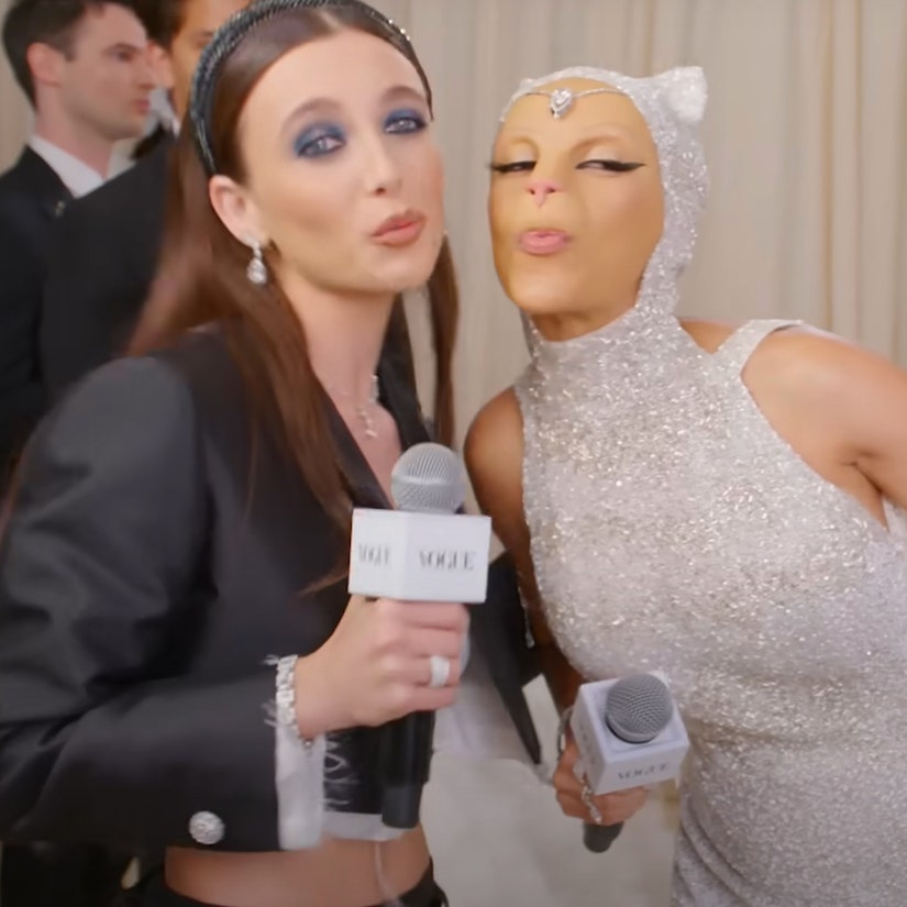 Doja Cat Goes Viral For Staying in Character As a Cat During Met Gala Interview