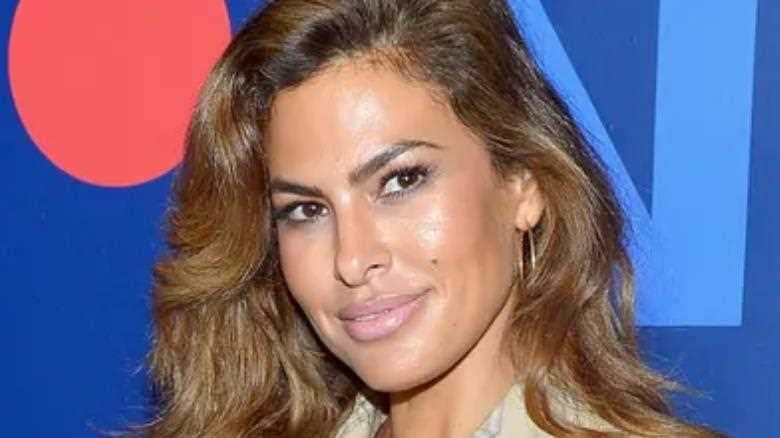 Eva Mendes Gives Inside Look at Spa Routine: 'Yes I Shaved My Face!'