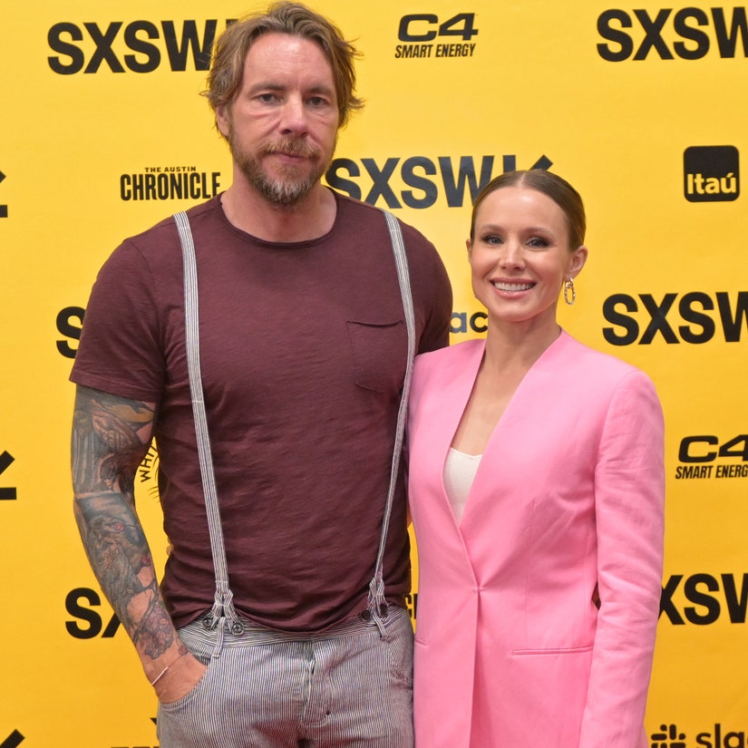 Kristen Bell and Dax Shepard Got 'Stranded' at Boston Airport, Then 'Kicked Out'