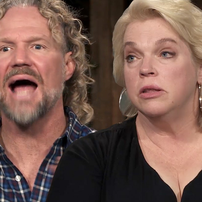 Sister Wives' Janelle Calls Out Kody and Robyn's 'Excuses' to 'Keep Everybody Apart'