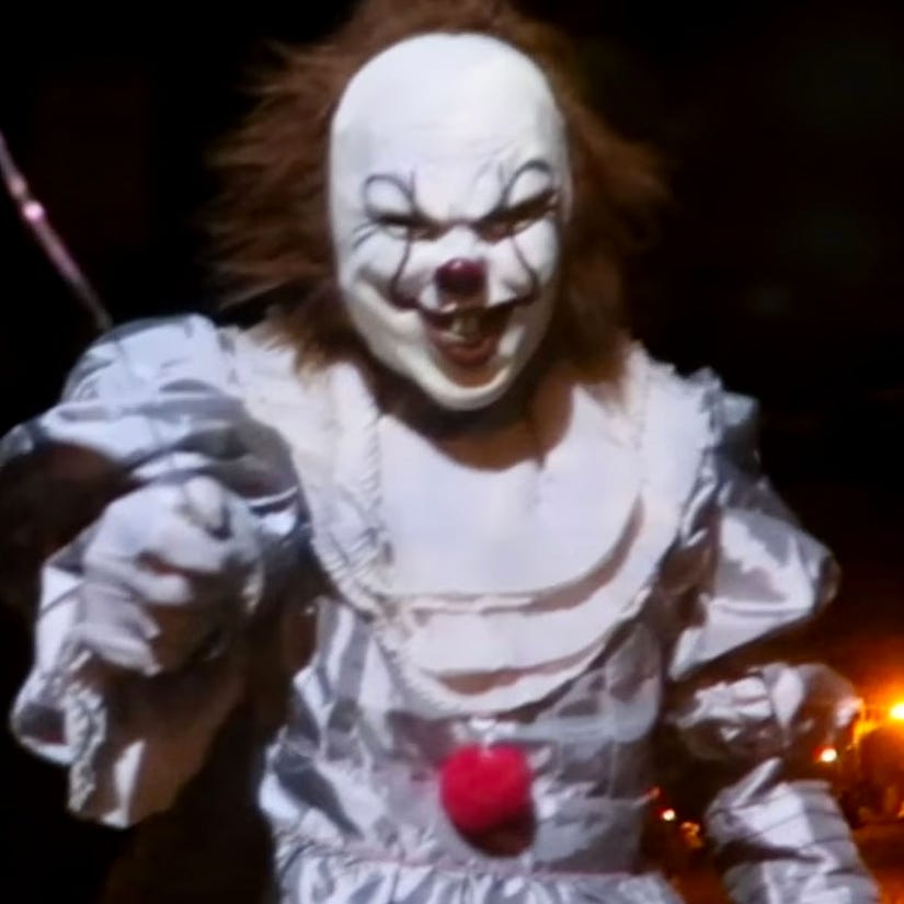 Clown Terrifying Scottish Town in Pennywise Costume Dares Police to Catch Him in Creepy Video